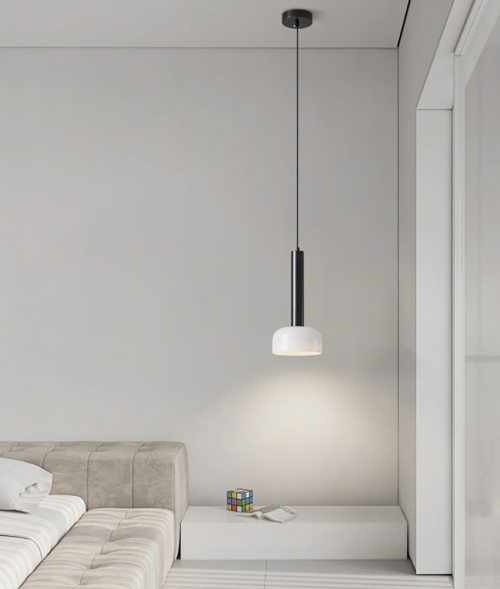 Like Lu Pendant